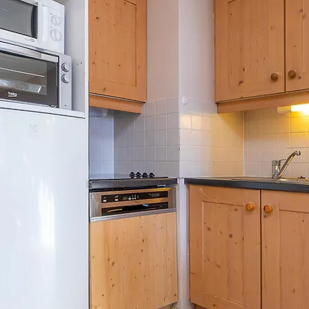 Appartement Spacieux, 3 Pièces, Balcons, Quartier Falaise - Fr-1-314-136